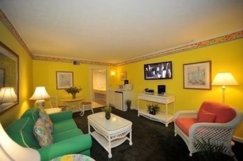 Lilac Tree Suites Mackinac Island Exterior photo